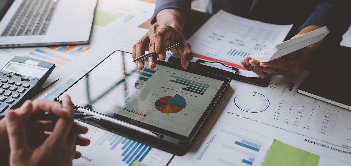 Finance & Commercial Planning